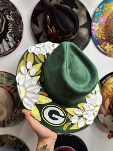 Packers green and gold hat