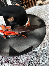 The crystal witch outlaw hat