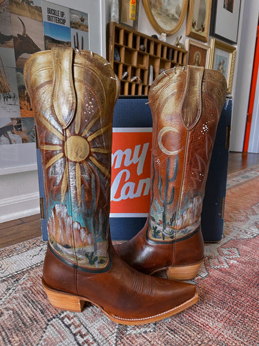 Brand new in box Tony Lama 15’ cognac leather desert painted cowgirl boots size 8