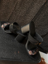 Black practical magic size 8.5