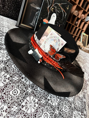 The crystal witch outlaw hat