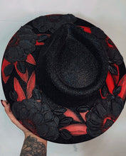 Shimmer black with red