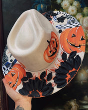 Retro Halloween  pumpkins and hats