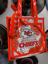 Chiefs clear tote