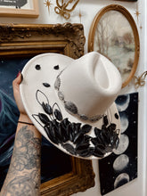 HALLOWEEN SPECIAL: Concho belt and black florals