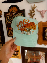Mint Groovy “Love” Cap