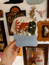 Groovy “Neil” 70s Frog Cap