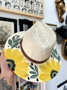 (Discounted) Sturdy Sealed Paper straw Hat size M